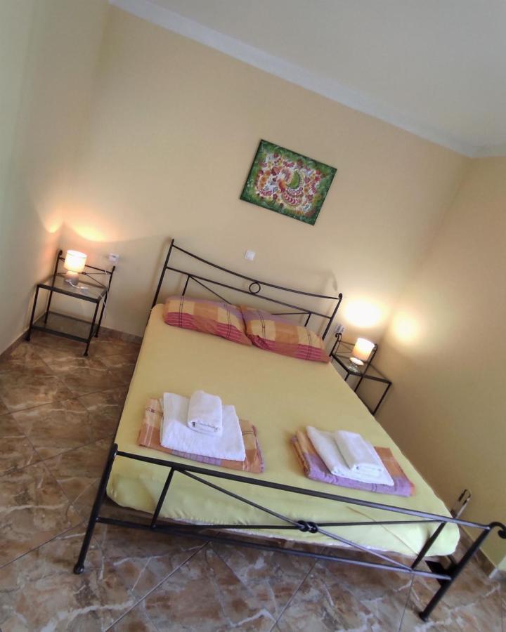 טרוגיר Apartments Barisic Hrvatskih Zrtava 404 Seget Vranjica מראה חיצוני תמונה