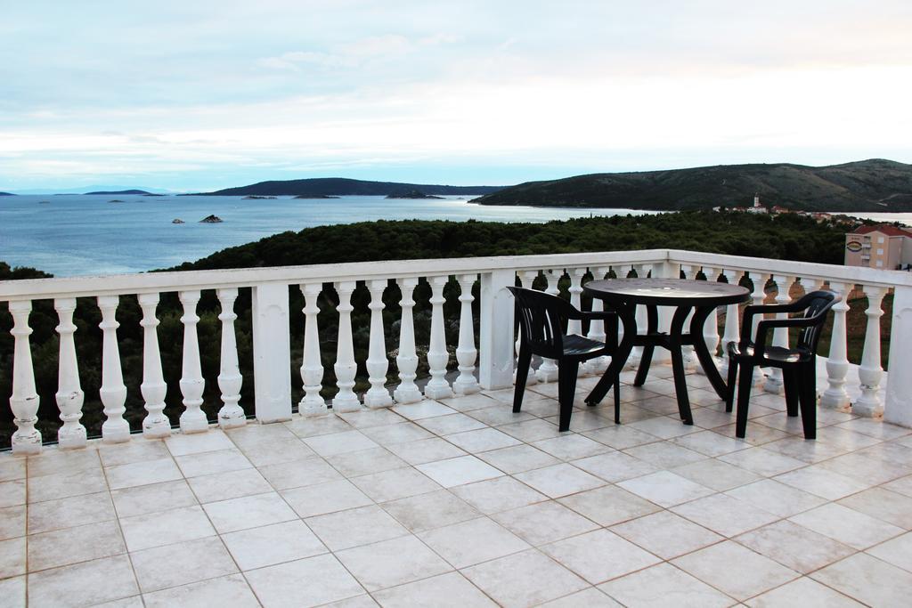 טרוגיר Apartments Barisic Hrvatskih Zrtava 404 Seget Vranjica חדר תמונה