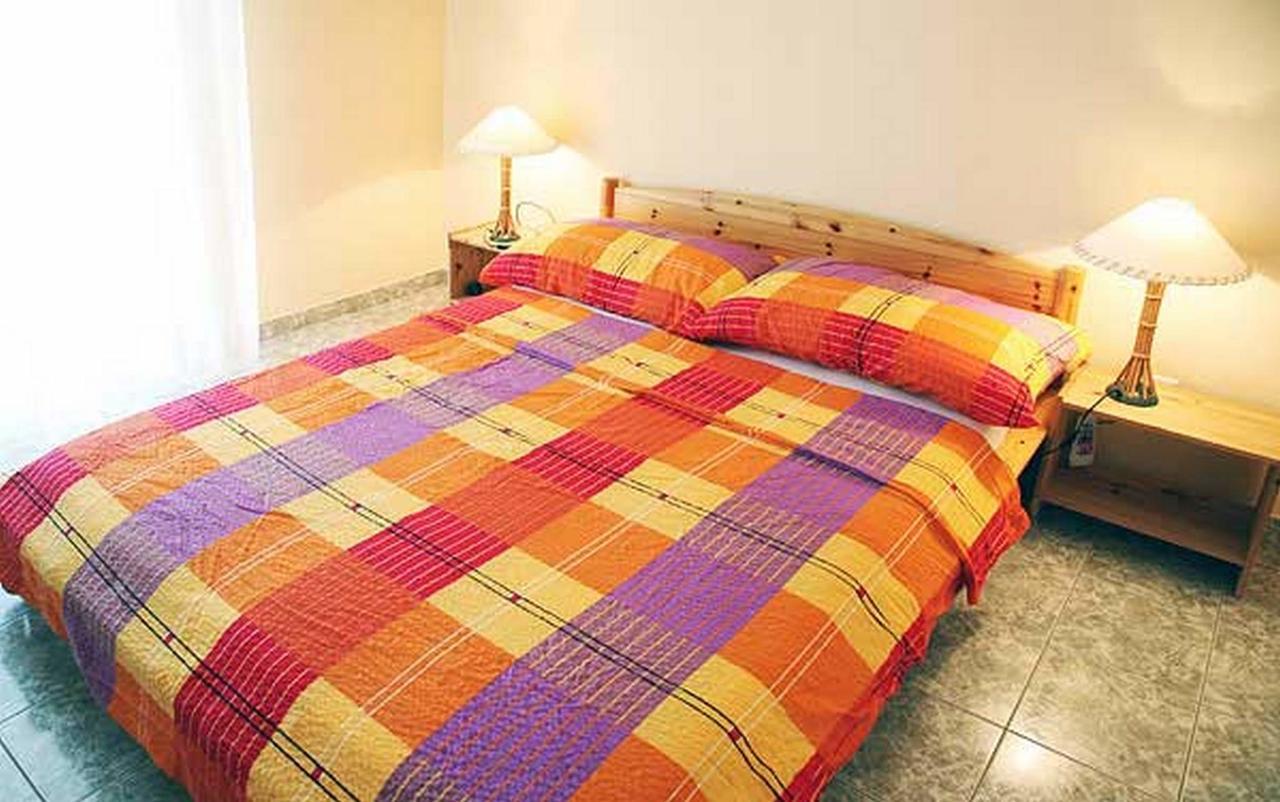 טרוגיר Apartments Barisic Hrvatskih Zrtava 404 Seget Vranjica מראה חיצוני תמונה
