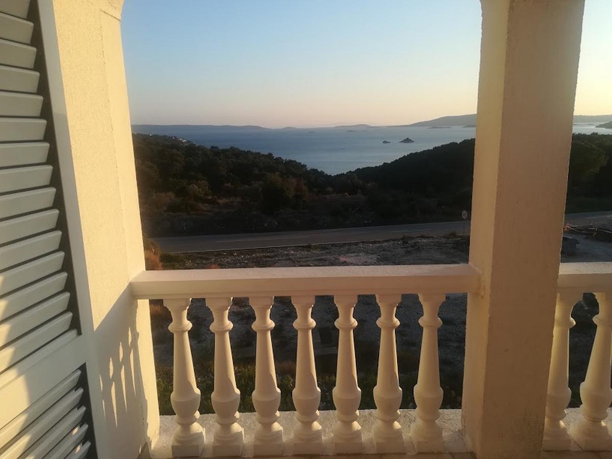 טרוגיר Apartments Barisic Hrvatskih Zrtava 404 Seget Vranjica מראה חיצוני תמונה