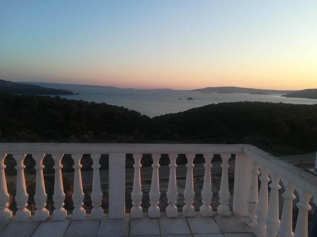 טרוגיר Apartments Barisic Hrvatskih Zrtava 404 Seget Vranjica מראה חיצוני תמונה