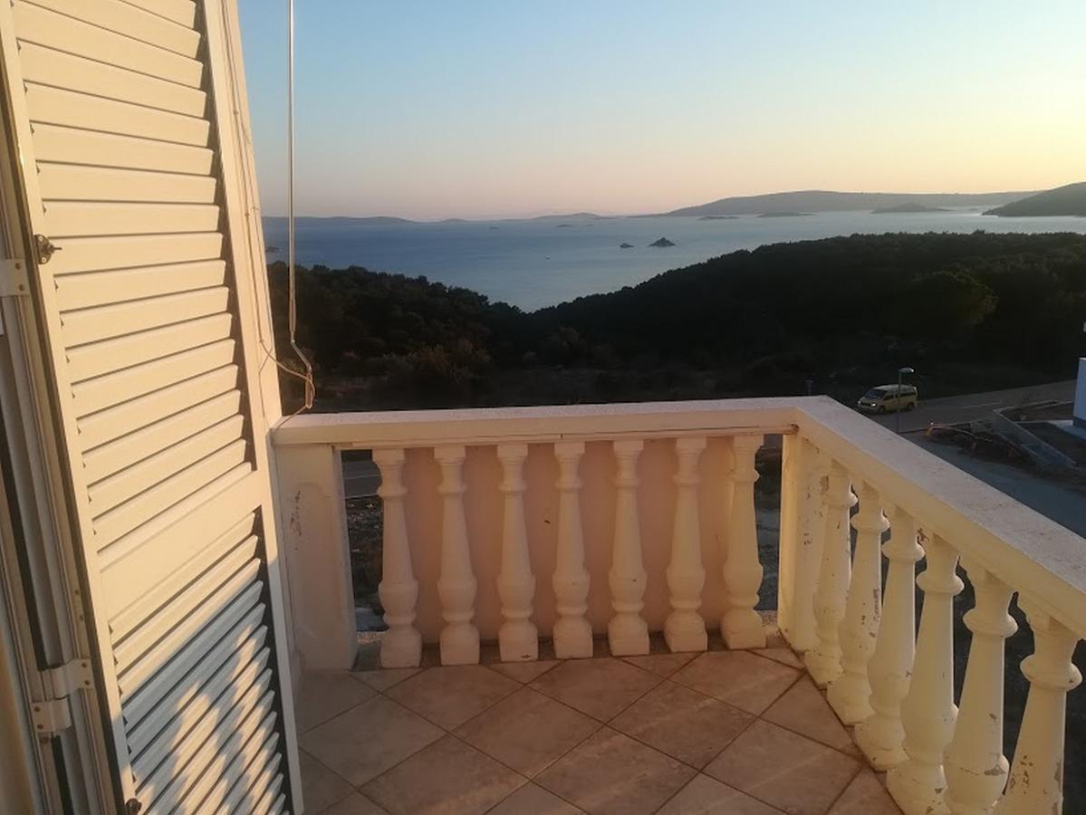 טרוגיר Apartments Barisic Hrvatskih Zrtava 404 Seget Vranjica מראה חיצוני תמונה