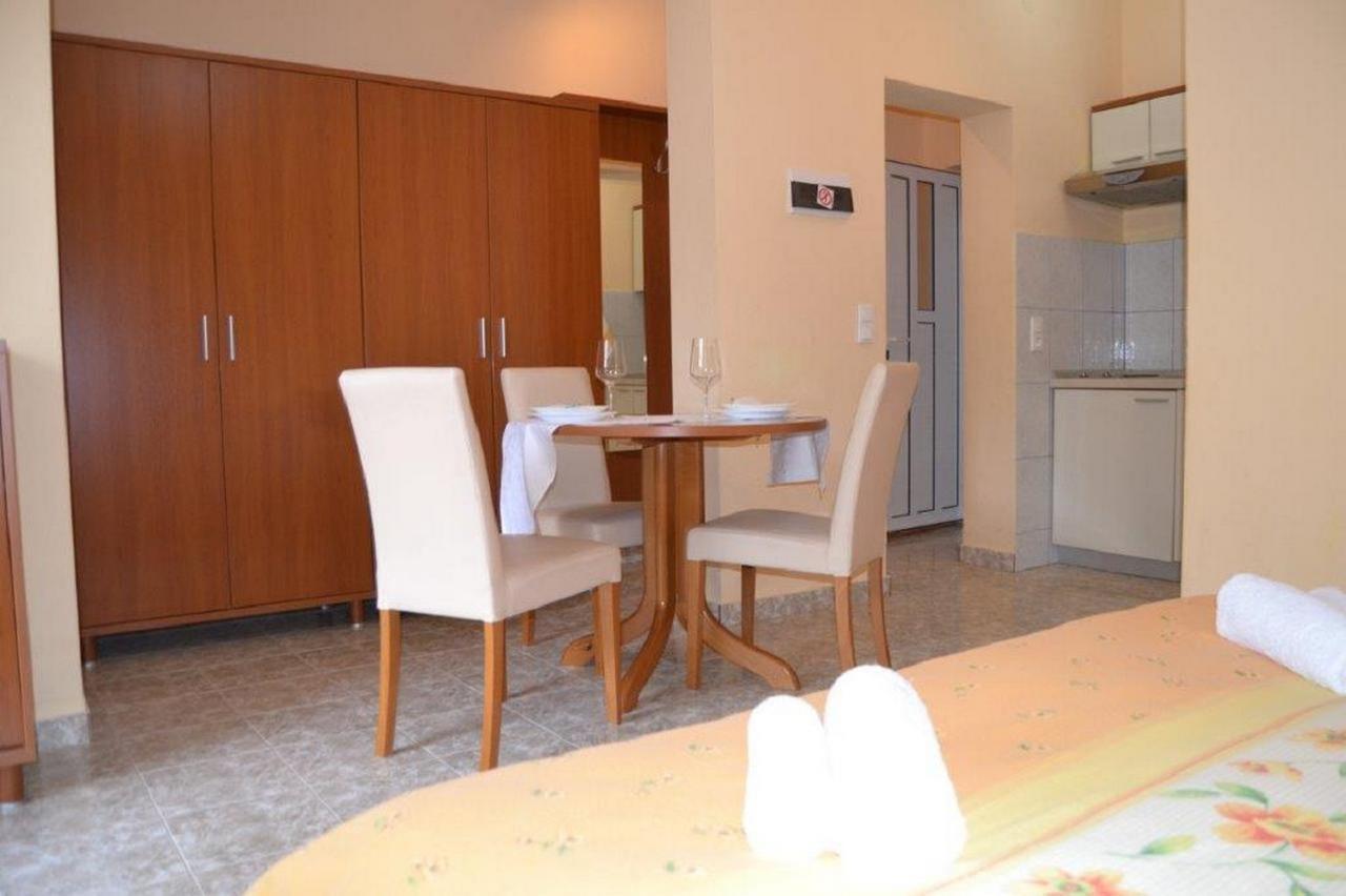 טרוגיר Apartments Barisic Hrvatskih Zrtava 404 Seget Vranjica מראה חיצוני תמונה